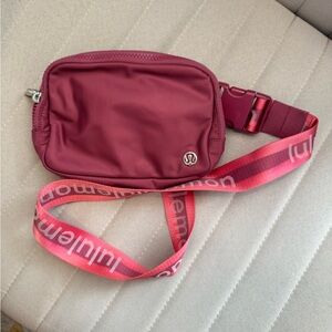 Lululemon belt bag
